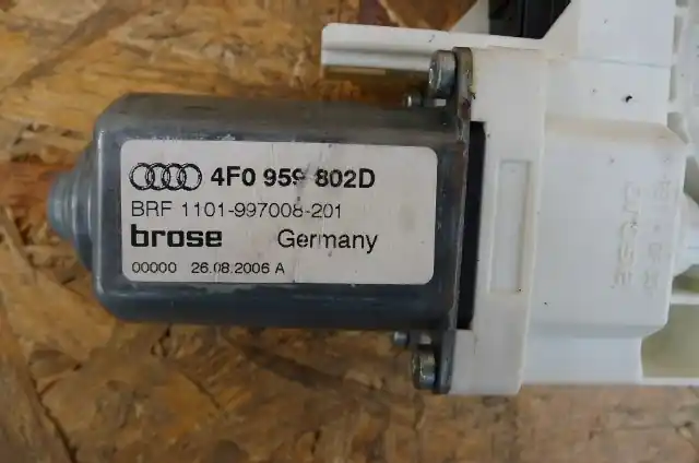 Promocja AUDI A6 C6 4F 4F0 SILNICZEK SZYBY 4F0959802D PRAWY