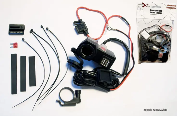BIKETEC BTMUS04 MOTOCYKLOWE GNIAZDO ZAPALNICZKI Z DWOMA GNIAZDAMI USB Z BEZPIECZNIKIEM MONTAŻ NA KIEROWNICĘ - MUS04 Zamów dziś