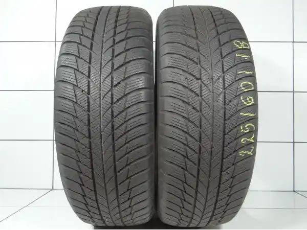Kup online BRIDGESTONE Blizzak LM001 225/60R18 104 H