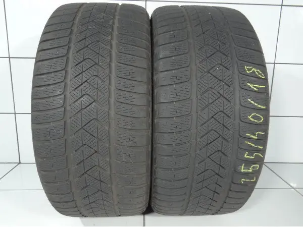 Tani PIRELLI Sottozero 3 Winter 255/40R18 99 V