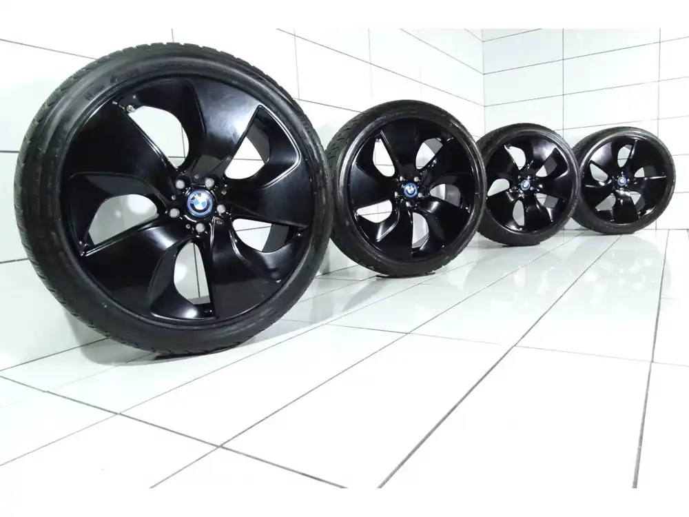 Wyprzedaż BRIDGESTONE Blizzak LM-32 215/45R20 95 V BMW I8