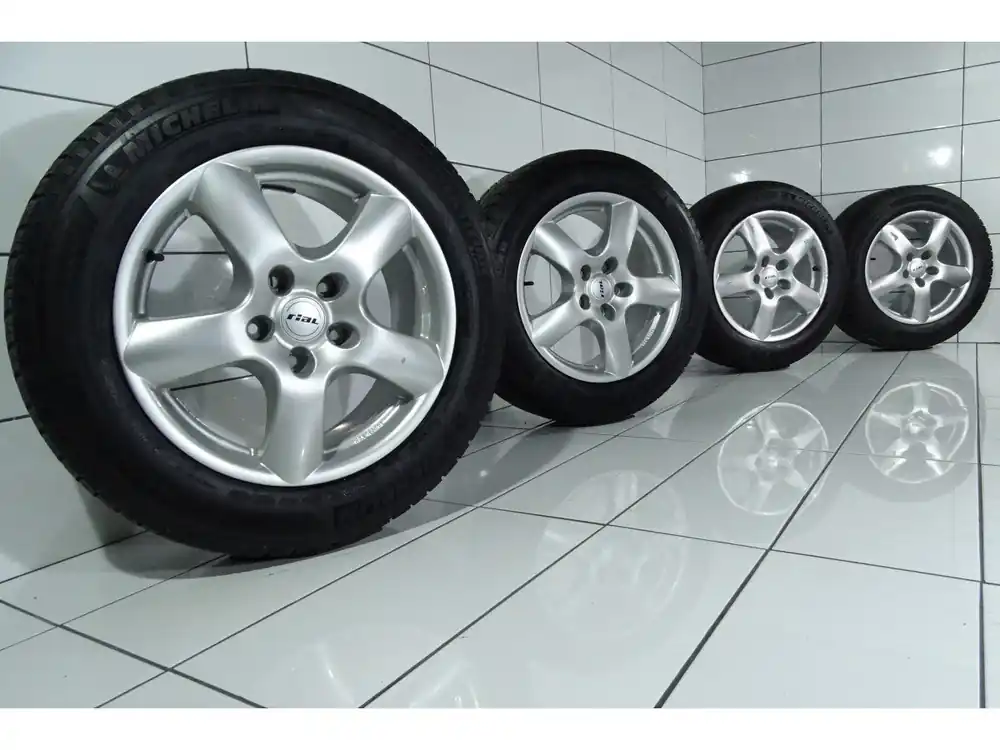 Zamów dziś MICHELIN Latitude Alpin 235/60R18 107 H