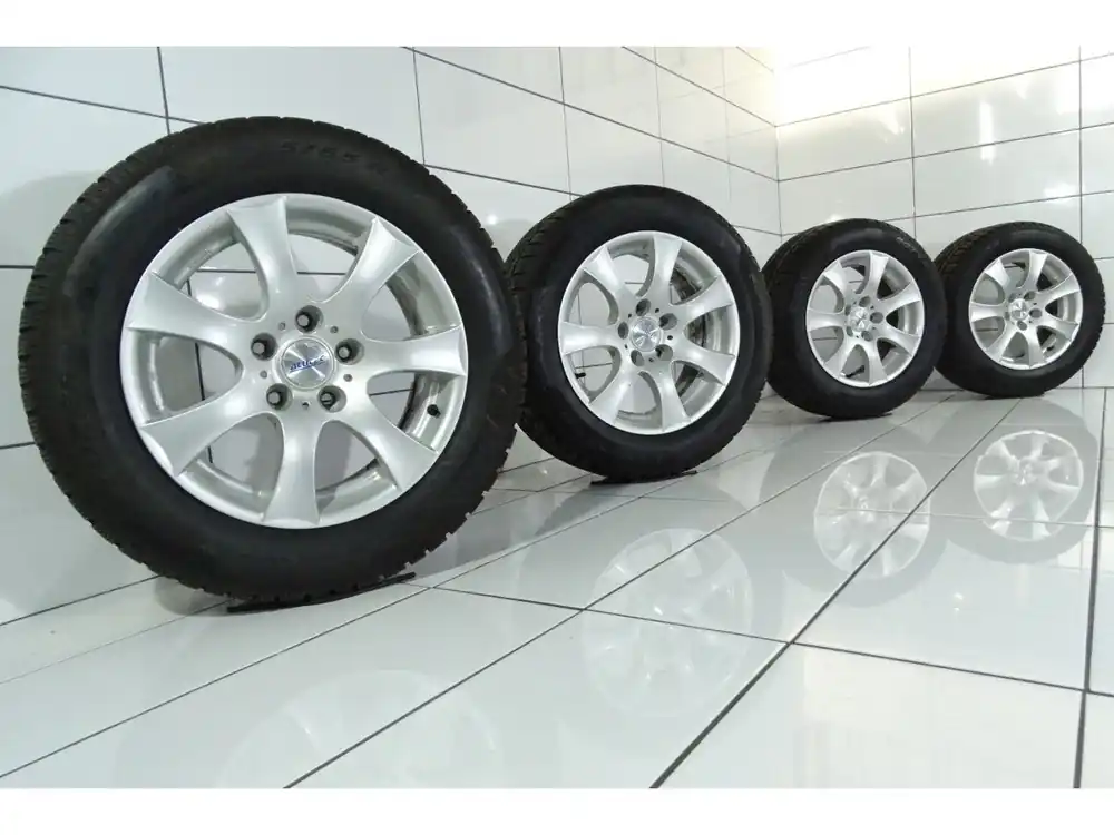 Hit sprzedaży PIRELLI Sottozero Winter 210 Serie II 225/55R16 95 H BMW 5 E60, E61