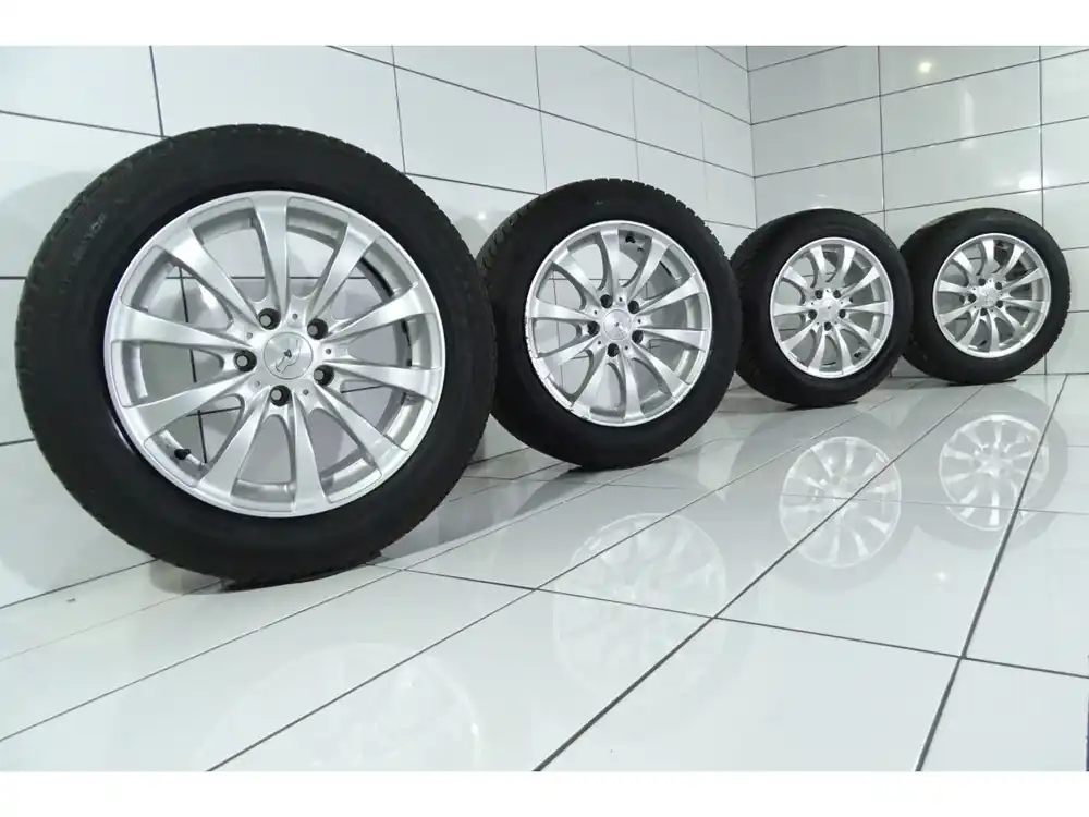 Goodyear UltraGrip Performance 2 225/55R17 97 H BMW 5 F10, F11, 6 F12, F13 Kup online