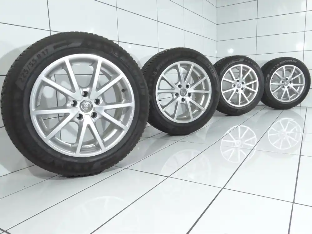 Nie przegap KOŁA RF, 5X112, ET 35, 225/55R17 101 V Srebrny