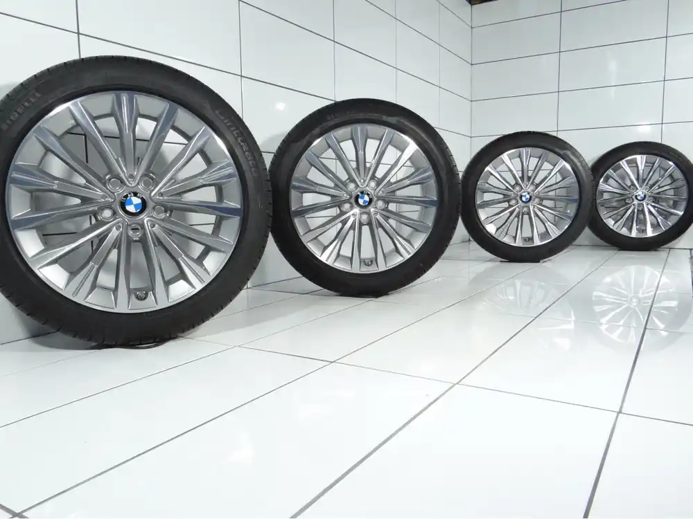 Ograniczona ilość KOŁA BMW 1 F40 2 F44, Styling 547, 6856085, 5x112, ET 54, 225/45R17 91 W Srebrny Poler