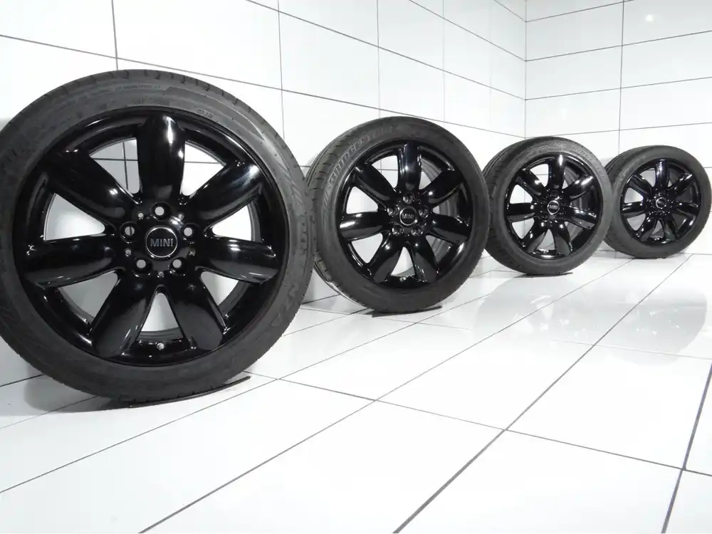Ostatnie sztuki KOŁA MINI F54 CLUBMAN, Styling 528,6856059, 5x112, ET 47, 225/45R17 91 W Czarny