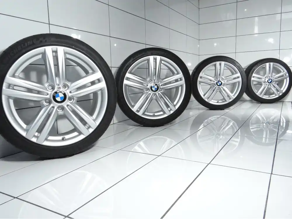 Nowość KOŁA BMW 1 F20 F21 2 F22 F23, 5X120, ET 45/52, 225/40R18 88 Y Srebrny