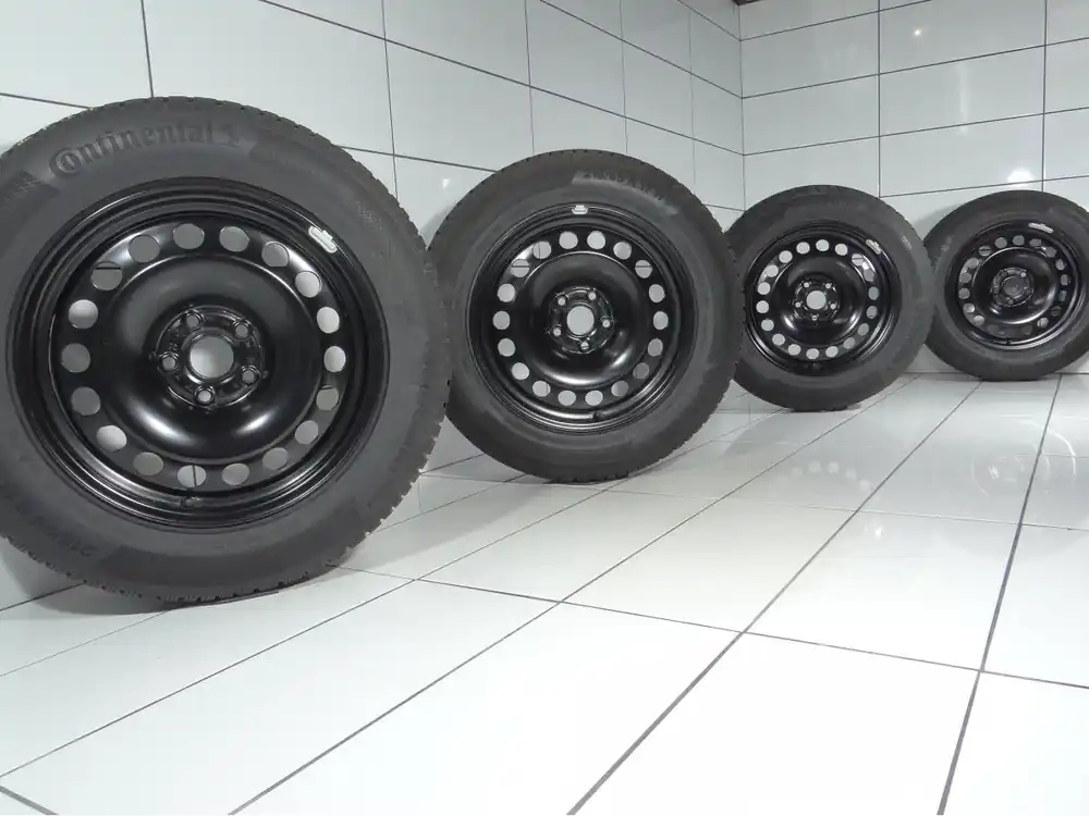 KOŁA VW TIGUAN, 5x112, ET 38, 215/65R17 99 H Czarny Nowość