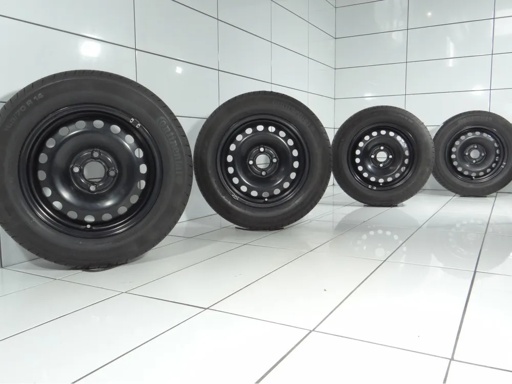 Ostatnia szansa KOŁA Volkswagen UP, 4x100, ET 35, 165/70R14 81 T Czarny