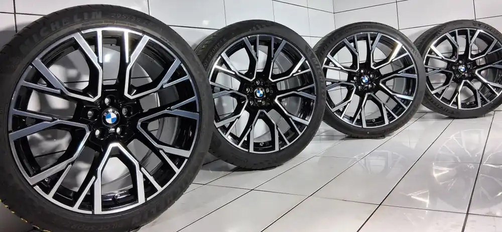 Kup online KOŁA BMW X5 M(F95) X6 M(F96), 5X112, ET-31/ET-43, 295/35R21-315/30R22 107 Y CZARNY POLER