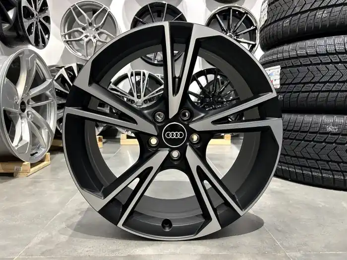 Popularny Oryginalne felgi 19 5x112 ET49AUDI A3 S3 8V0071499