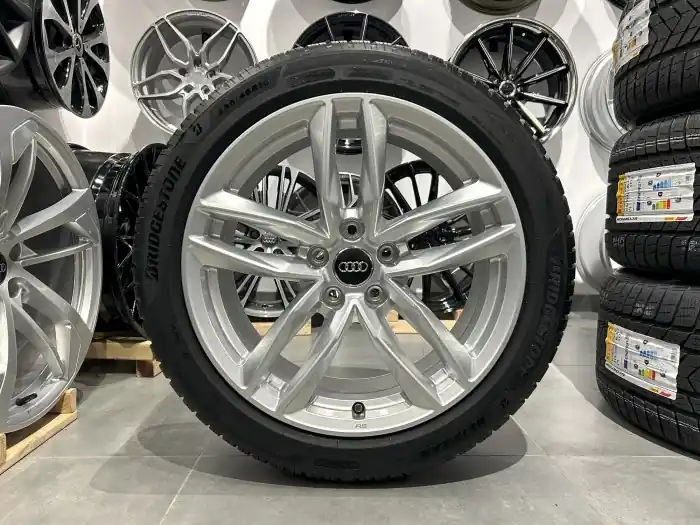 Premium Oryginalne koła zimowe 18 5x112 ET40 Audi A5 B10