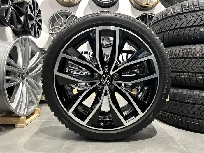 Oryginalne koła zimowe 19 5x112 ET45 VW Passat B8 B9 Bezpieczna płatność