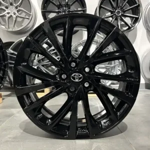 Oryginalne felgi 19 5x114.3 ET35 60.1 TOYOTA CH-R II Bezpieczne zakupy