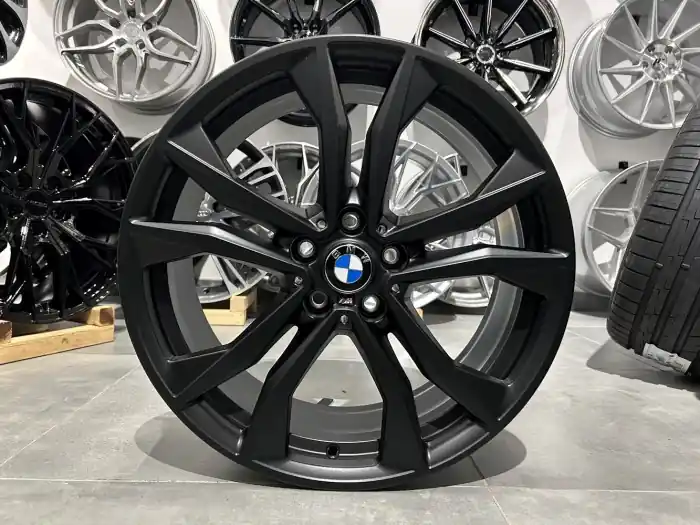 Łatwy zwrot Oryginalne felgi 19” 5x112 ET47BMW X1 F48 U11 U12 X2 F39