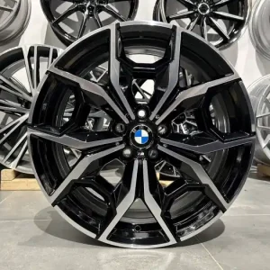 BMW X3 / X4 79162637.5X19 5X112 ET32 66.6 6895627 Styling 887M Ostatnia szansa