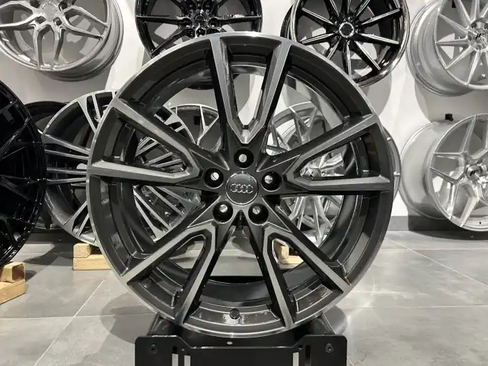 Szybka dostawa Oryginalne felgi 20 5x112 ET39 Audi 80A071490A