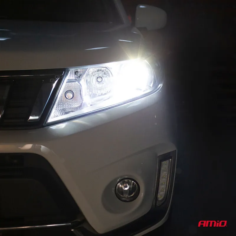 Żarówki samochodowe LED seria BF H4/H19 6000K Canbus AMIO-02241 Nowość