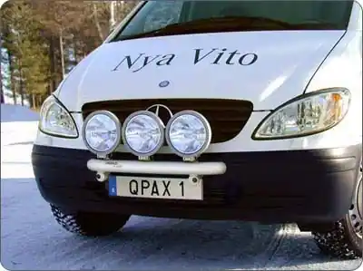 Dostępne od ręki Rama przednia Q-light Mercedes Vito/Viano 04-; dla 3 lamp