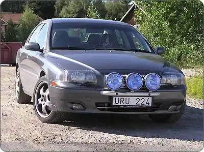 Zamów dziś Rama przednia Q-light Volvo S80 99-06; dla 3 lamp art.nr Q900012