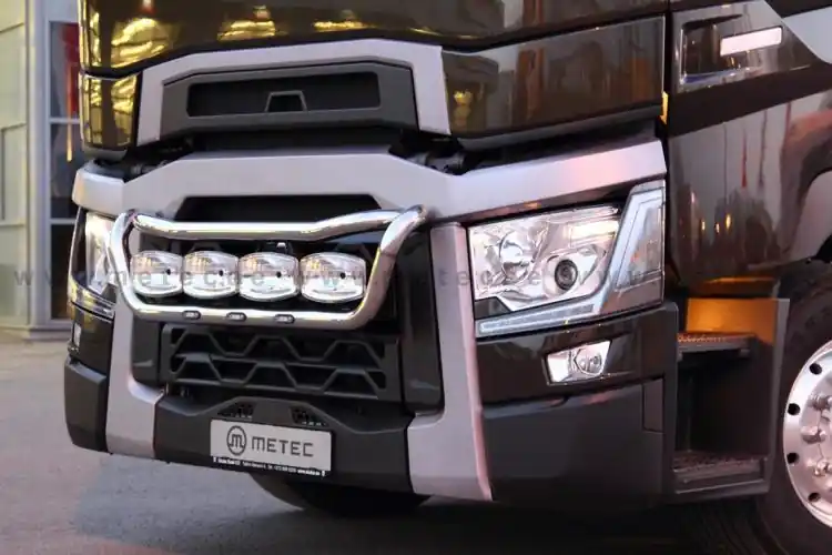 Rama dolna w zderzak do Renault T 14-21 i 21- z wiązką i wsp. dla 4-ech odb. z diodami LED; 60 mm, poler. Popularny