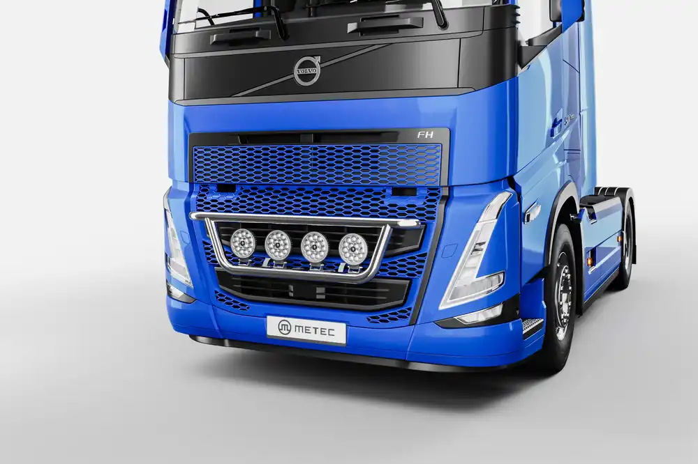 Tylko dziś Rama dolna w zderzaku typu CLASSIC do Volvo FH 4 i FH 5 z wiązką, mocowanie na 4 lampy i zestawem montażowym