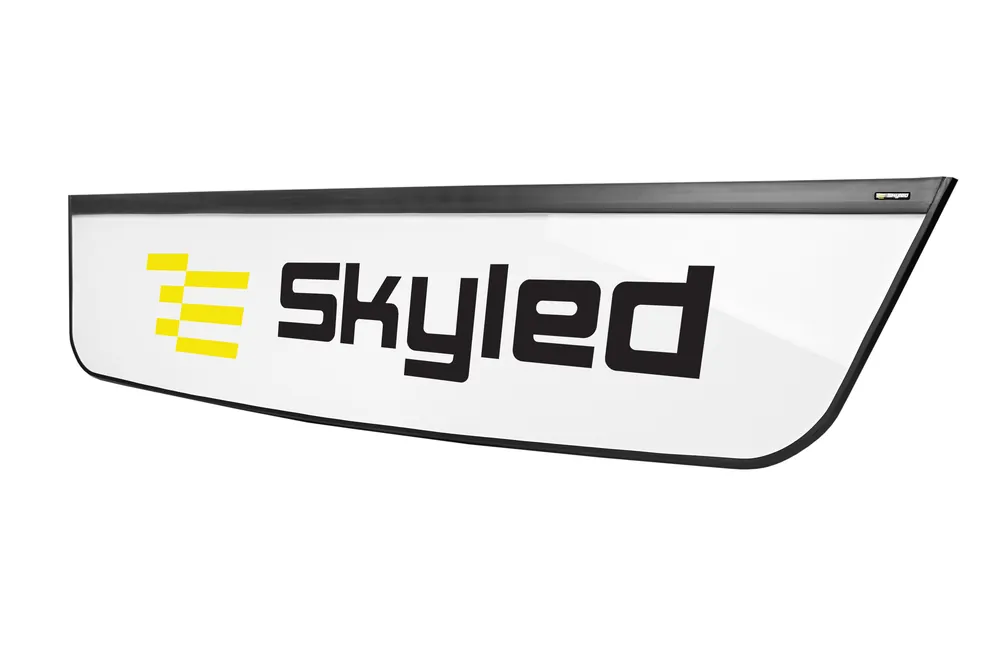 Wyprzedaż Neon Skyled PRO DAF 105CF SC 29,5x121
