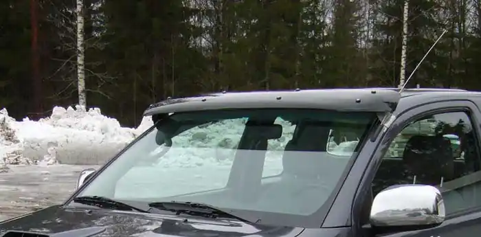 Wysoka jakość Osłona przeciwsłoneczna MITSUBISHI L200 1997-2005, z zestawem montażowym