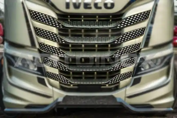 Nakładki ozdobne ze stali nierdzewnej na grill Iveco S-WAY Najlepsza cena