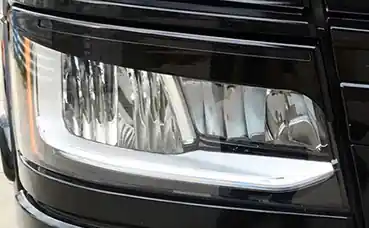 Wykończenie lamp przednich brewki Scania S&R 2016- bez wycięcięcia do reflektorów H7 Bezpieczne zakupy