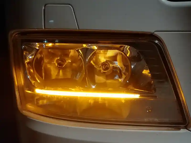 Zestaw pomarańczowych modułów świateł DRL do MAN (2014-2017) Super okazja