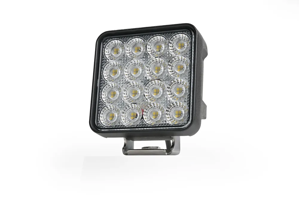Darmowa dostawa Lampa robocza SKYLED kwadratowa 10-32V, 96W,4850lm (światło rozproszone)