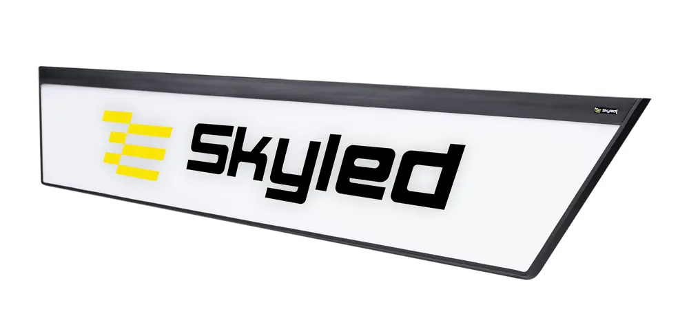 Neon Skyled PRO NG DAF XG+ 2022- 23,5x127 Darmowa dostawa